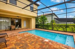 7050SR 4638 Terrasonesta Drive - Image 2