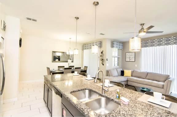 1637ST 4888 Romeo Circle - Image 2