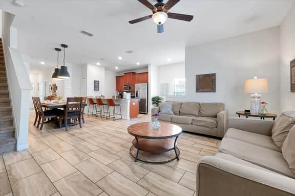 1638ST 4811 Brier Rose Lane - Image 2