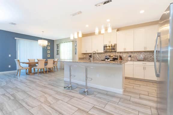 1691ST 4745 Kings Castle Circle - Image 3