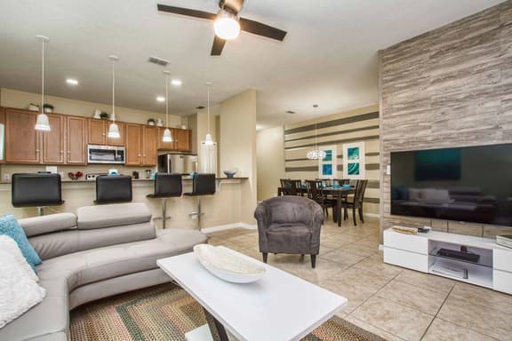 3057PP 8969 Coco Palm Road - Image 1