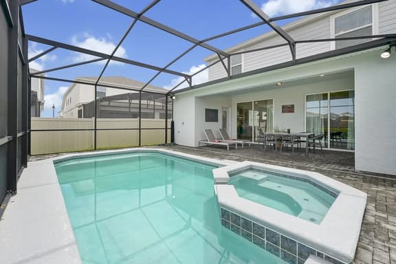 4400WI 1236 Aloha Blvd - Image 1