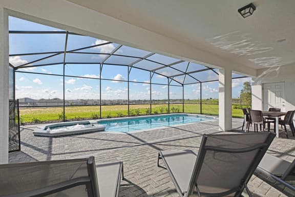 4404WI 2080 Lelani Circle - Image 1