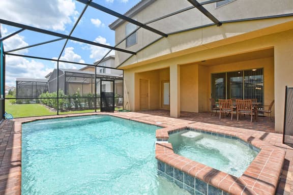 7043SR 5440 Misty Oak Circle - Image 1