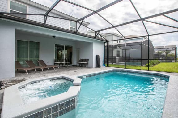 7049SR 7188 Oakmoss Loop - Image 1
